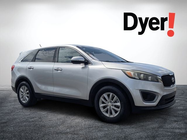 2016 Kia Sorento L in Sparkling Silver — front three-quarter view