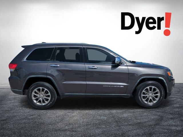 2016 Jeep Grand Cherokee — side profile view