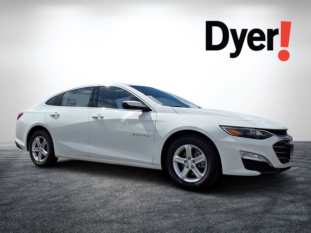 2024 Chevrolet Malibu LT 1LT in Summit White — front three-quarter view