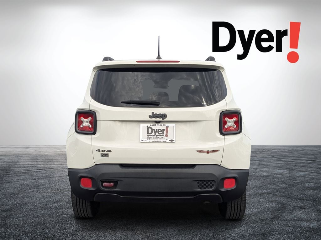2017 Jeep Renegade — detail view