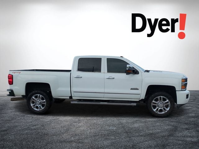 2016 Chevrolet Silverado 2500HD — side profile view