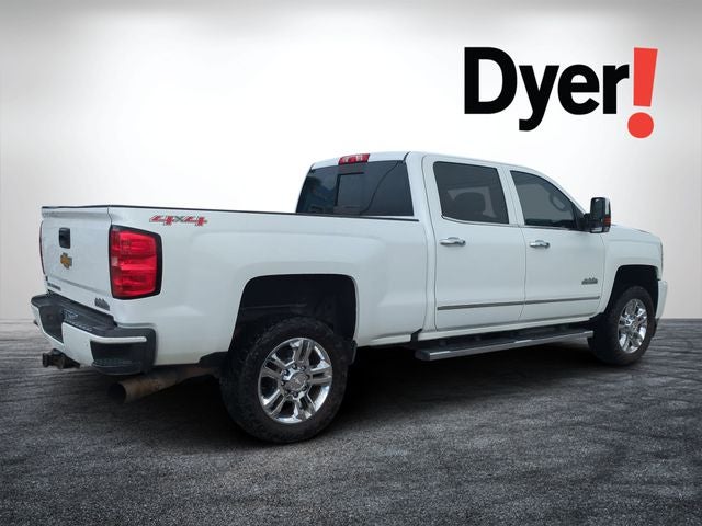 2016 Chevrolet Silverado 2500HD — rear three-quarter view