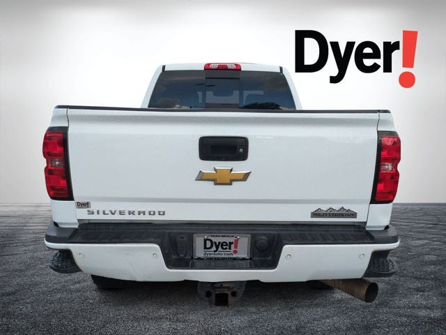 2016 Chevrolet Silverado 2500HD — detail view